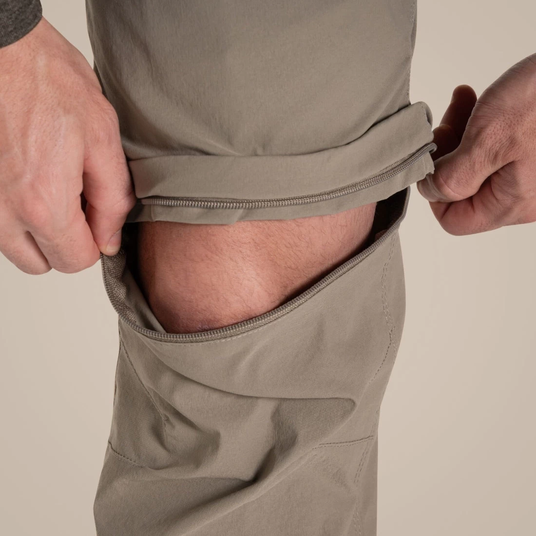 Craghoppers Men's NosiLife Pro Convertible III Trousers Pebble 5 Craghoppers Men's NosiLife Pro Convertible III Trousers Pebble - Image 5