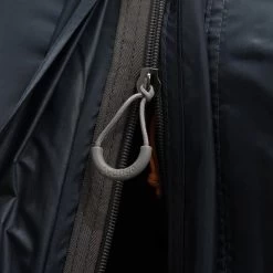 Vango Beta 450XL Tent 23 Vango Beta 450XL Tent -Outdoor Clothing Store Beta 450XL Close Up of Zip