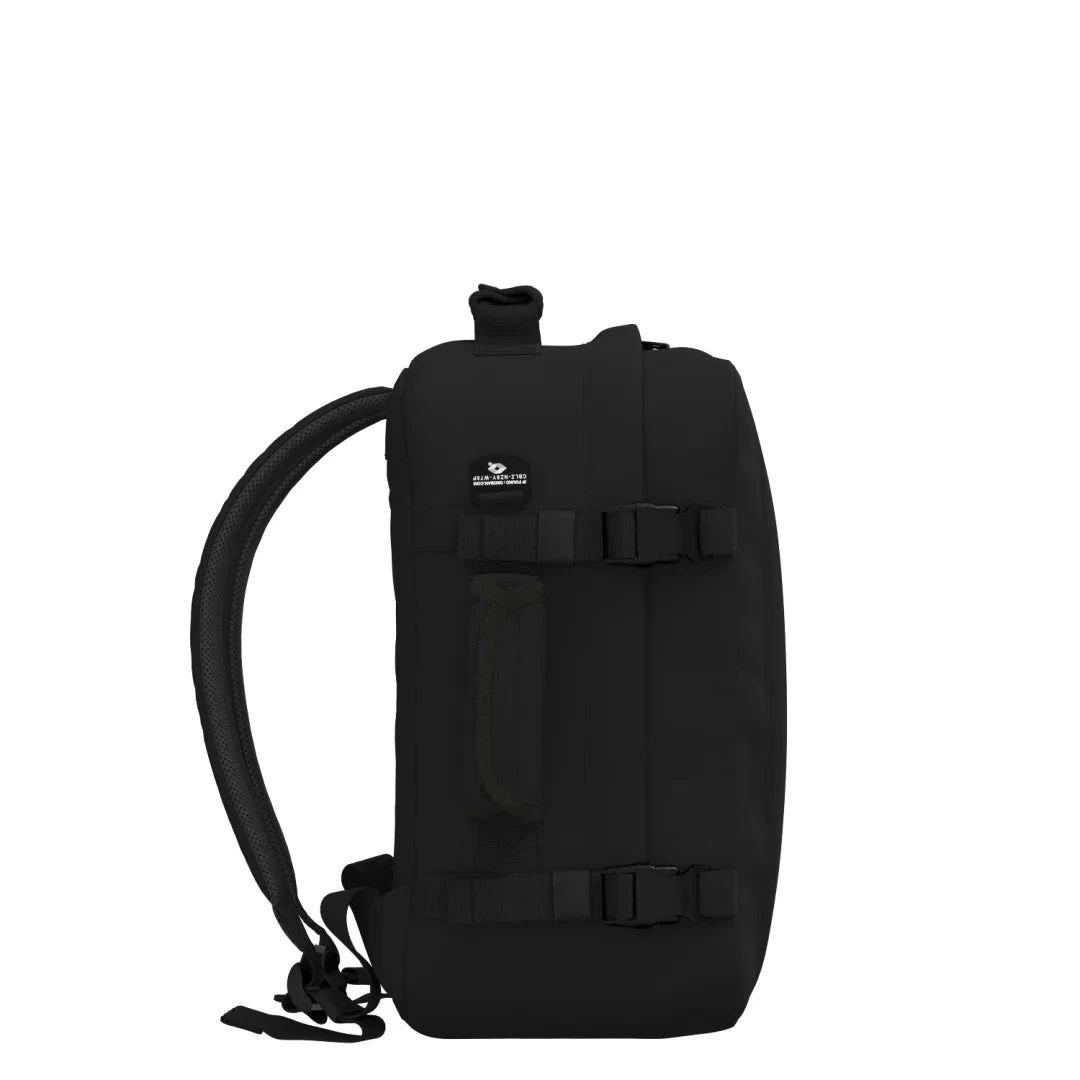 Classic Backpack 28L 4 Classic Backpack 28L - Image 4