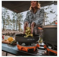 Jetboil Genesis Basecamp Double Burner 14 Jetboil Genesis Basecamp Double Burner -Outdoor Clothing Store GenesisBasecampDoubleBurnerAction3