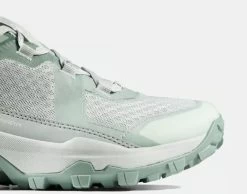 Mammut Women's Girun Low GTX Shoes 18 Mammut Women's Girun Low GTX Shoes -Outdoor Clothing Store GirunLowGTXWomenSageCloseUp