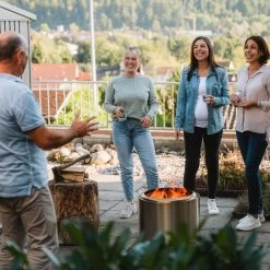 Bonfire + Stand 2.0 -Outdoor Clothing Store Parker Amstutz 092621 Europe September 2021 Promotional Images 99 1