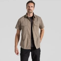 Craghoppers Men's Kiwi Short Sleeve Shirt -Outdoor Clothing Store kiwi short sleeve shirt pebble model