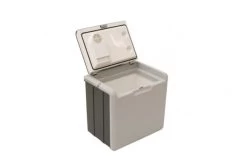 Vango E-Pinnacle 30L Cooler Box -Outdoor Clothing Store vango e pinnacle 30l open 1